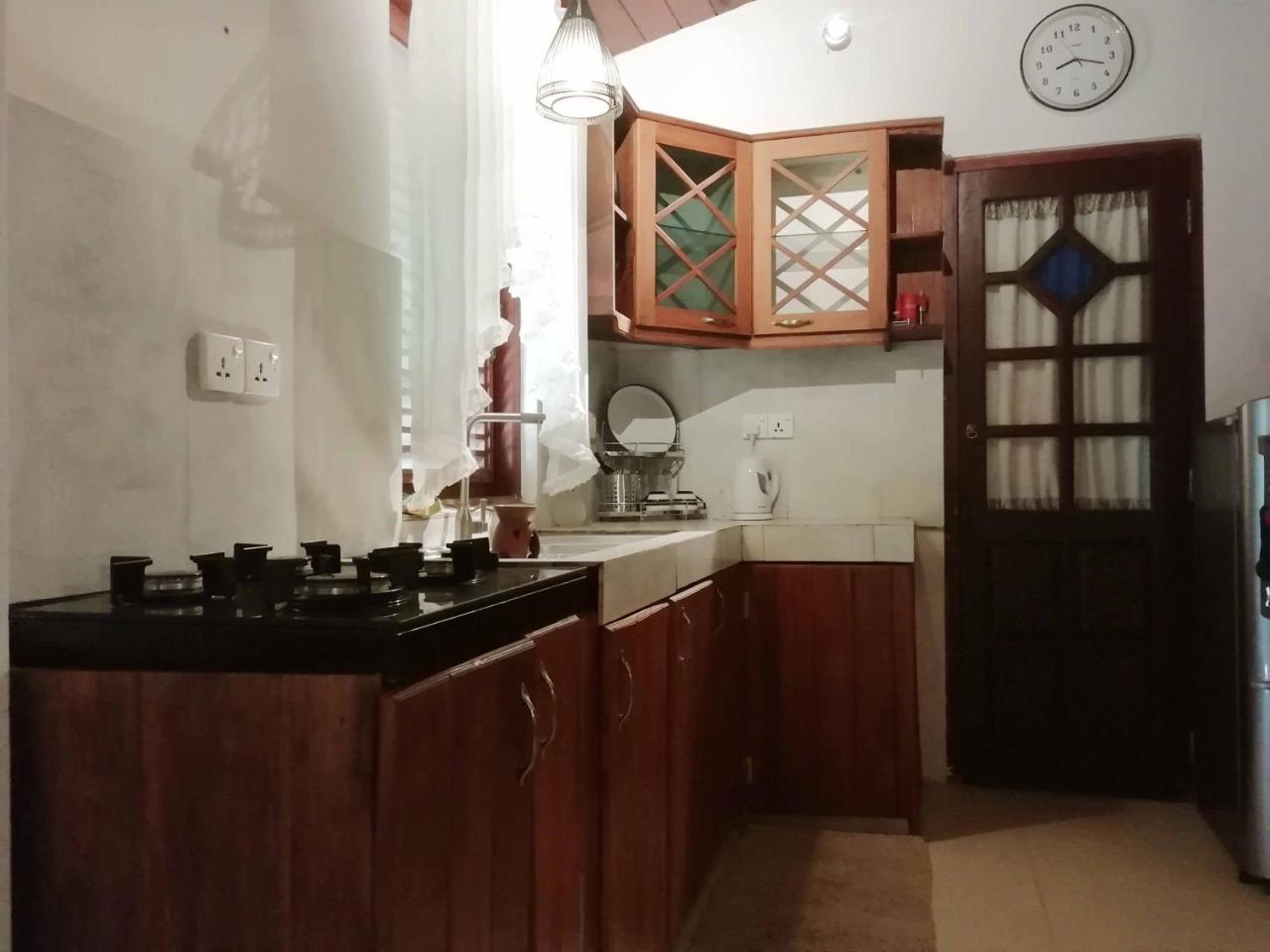 Mitrayu Villa Nugegoda Exteriör bild